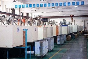 injection-molding-workshop-01.jpg